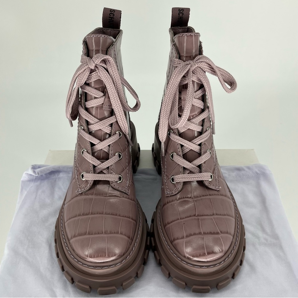 SCHUTZ NWT ORLY CROC PRINTED LUG SOLE COMBAT BOOTS SWEET LILAC 5.5 - Picture 7 of 14